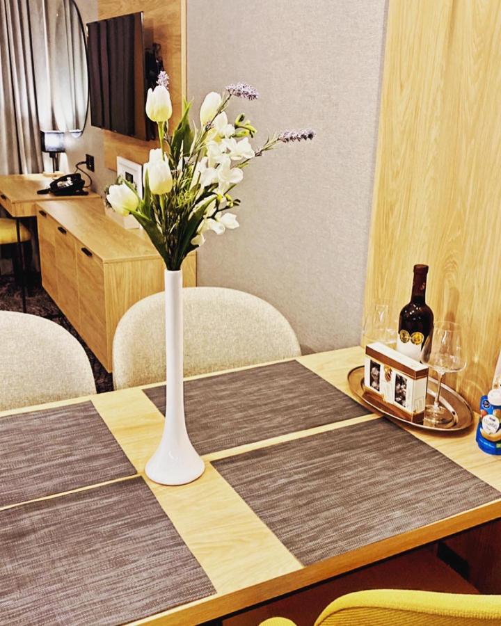 Luxapartmanbesenova Hotel Akvamarin Екстер'єр фото